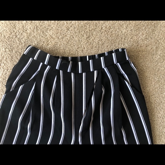 Shein vertical stripes Cigarette Pants - Picture 2 of 4